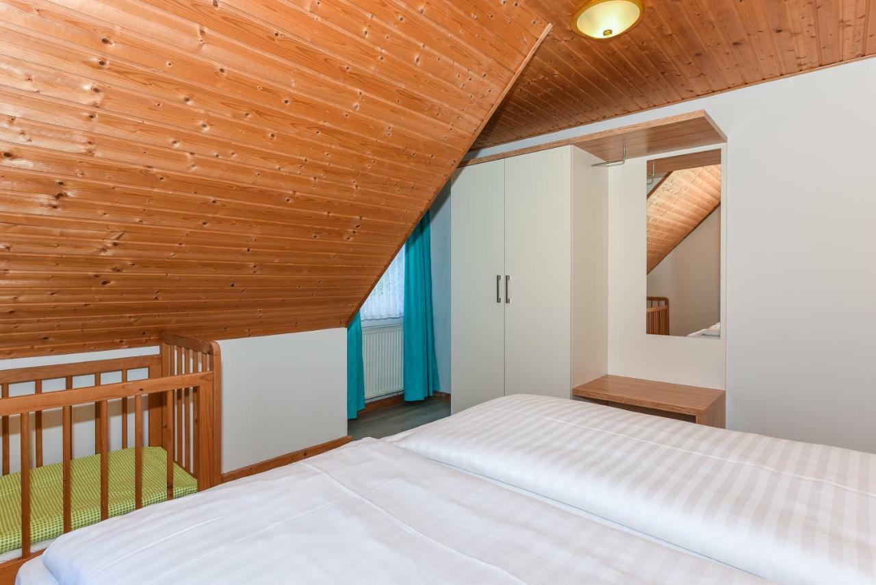 Апартаменты Haus Hafeneck Mit Fruehstuecksoption Бензерзиль Экстерьер фото